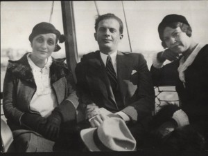 3. Dora Gabe, Josip Vidmar, Bagrjana. Budimpešta,  1932 (Last Nacionalnega muzeja književnosti, Sofija)